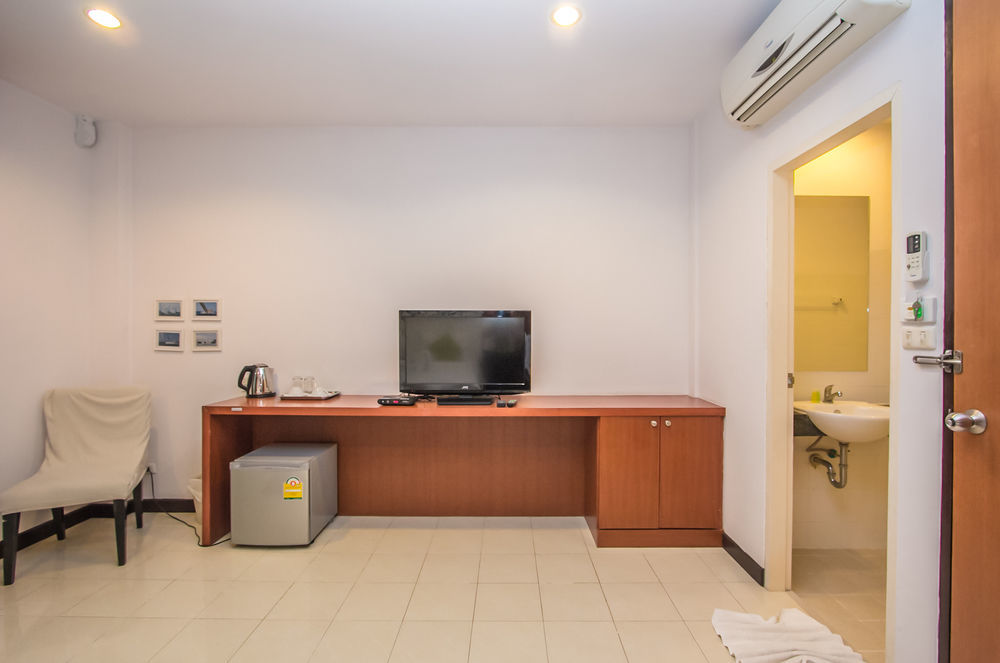 Sugar Ohana Poshtel Phuket Exterior foto