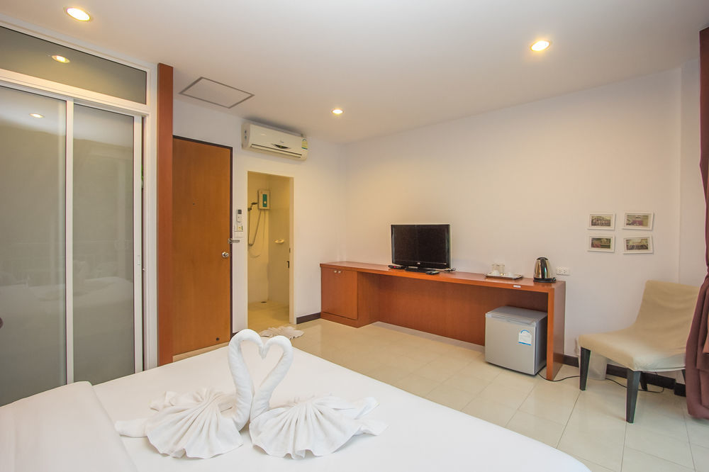 Sugar Ohana Poshtel Phuket Exterior foto